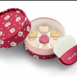 Paul & Joe Limited Edition Face Powder Set w/ Brush